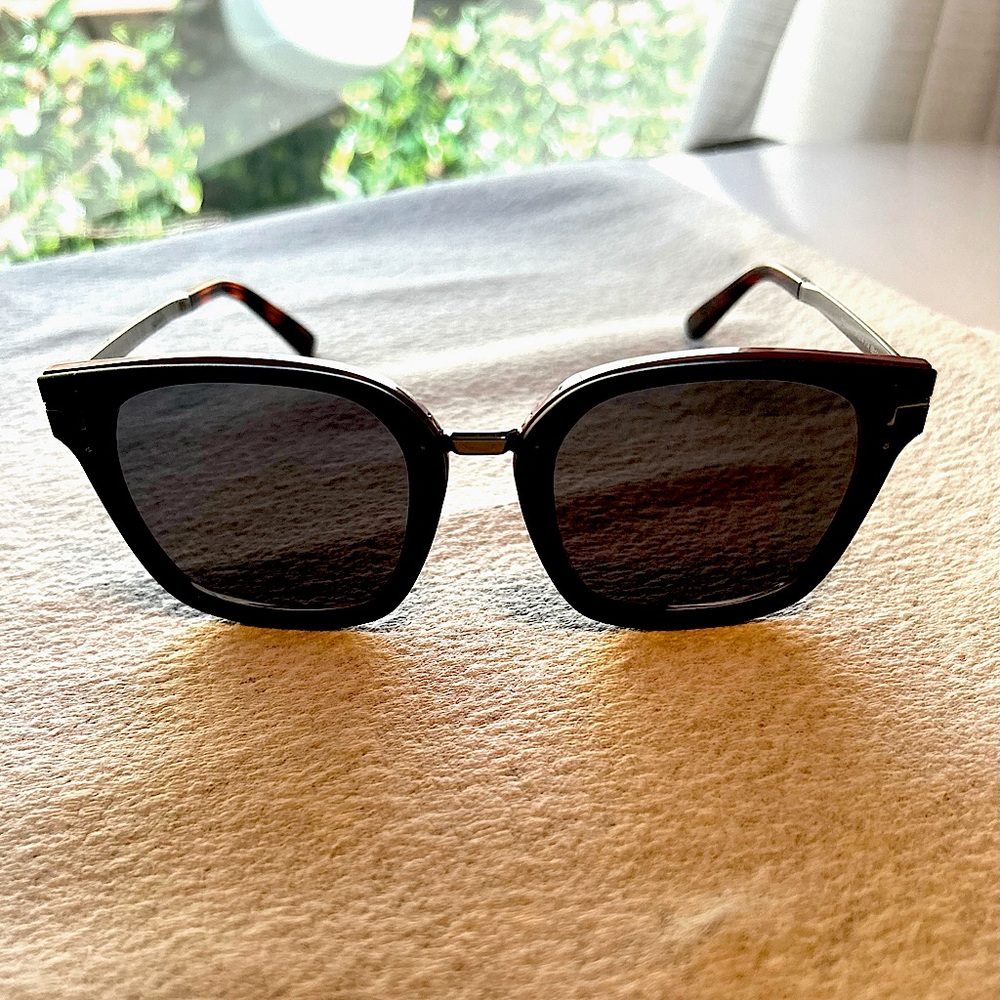 Woman’s Tom Ford sunglasses
